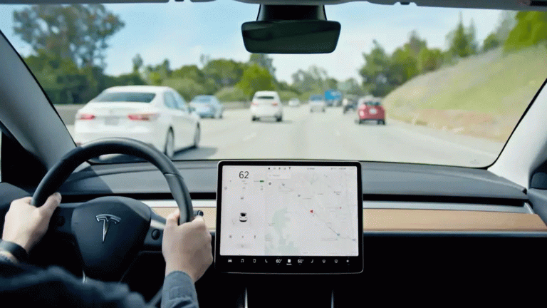 تسلا تنتهك حقوق المستخدمين وغرامات تقدر بالملايين بانتظارها