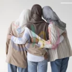 ظاهرة خلع الحجاب في أوروبا للاجئات المسلمات